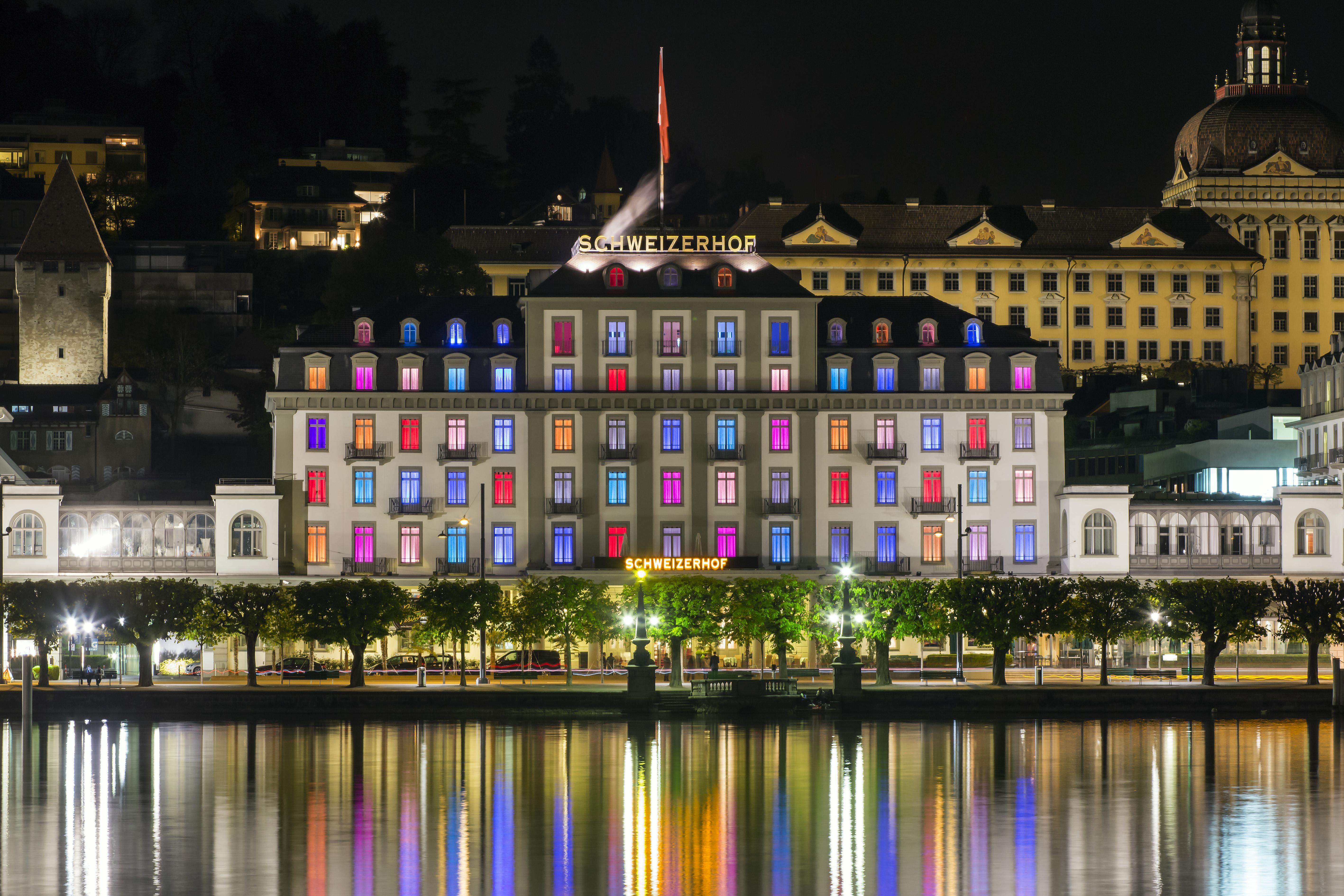 Hotel Schweizerhof Luzern Extérieur photo