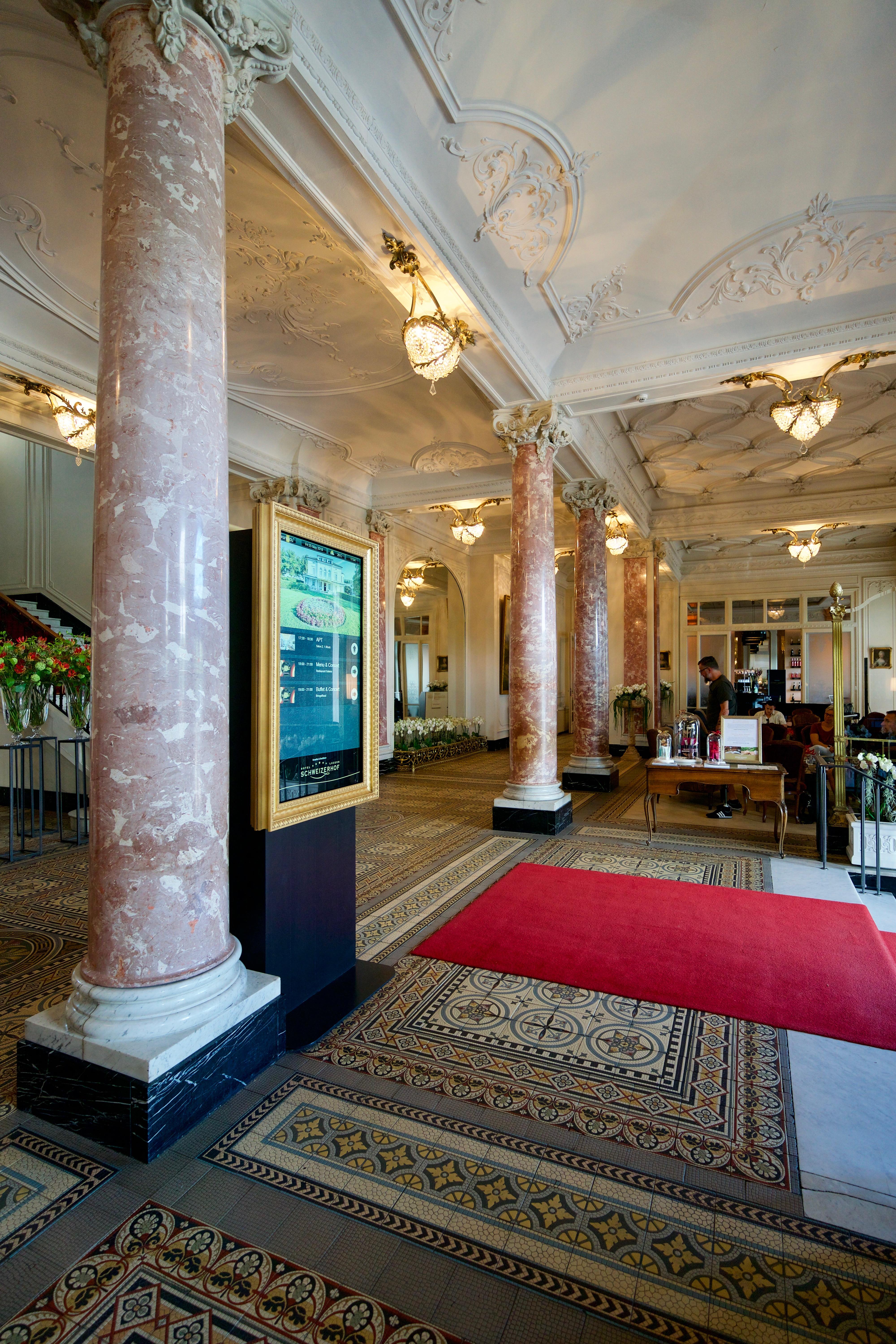 Hotel Schweizerhof Luzern Extérieur photo